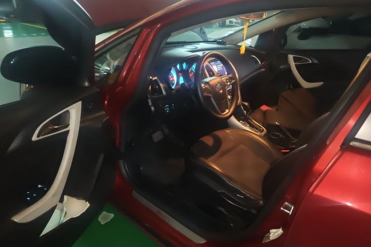 Used Buick GT 2013 XT 1.6L Automatic Fashion Edition
