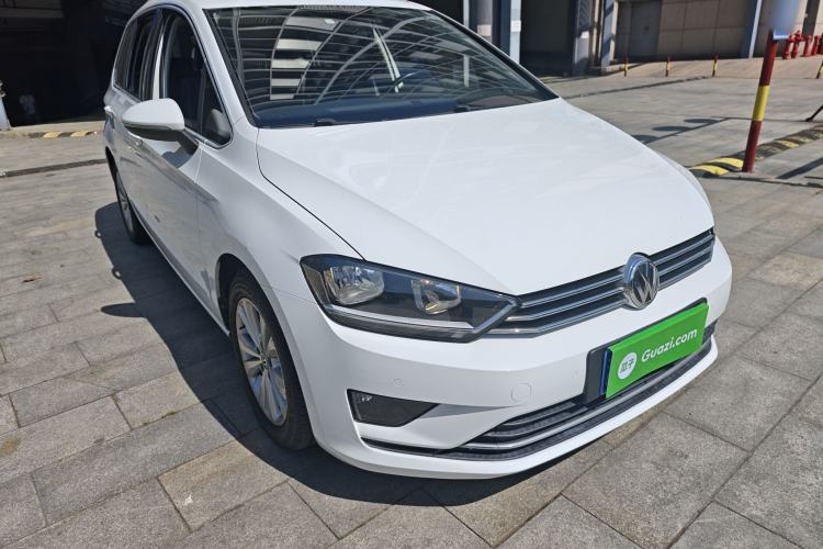 Used Volkswagen Golf 2016 230TSI Automatic Luxury Version
