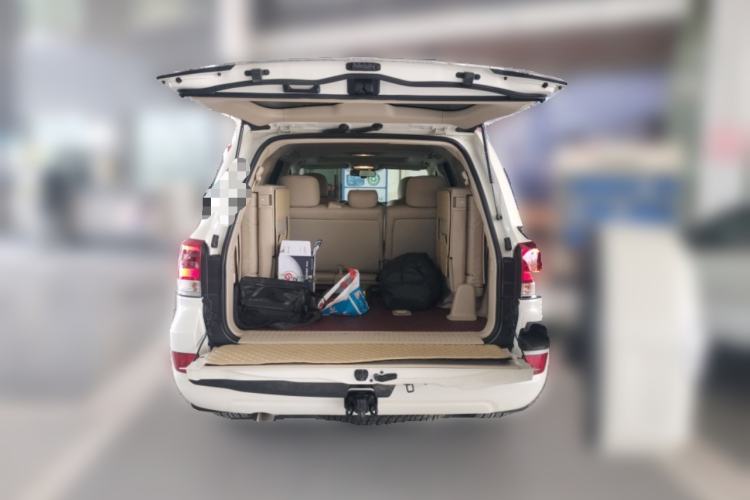 Used Toyota Land Cruiser  Trunk