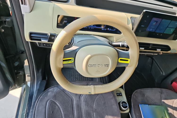 Used Geely Galaxy Panda 2024 200km Panda Rider Steering Wheel