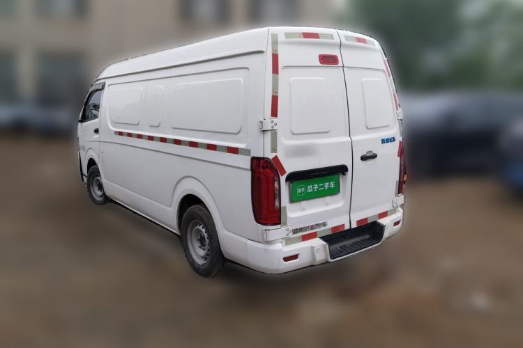 Used Farizon Xingxiang E6 2020 Van with High Roof 1365kg Payload Capacity Equipped with CATL's High-Energy Battery