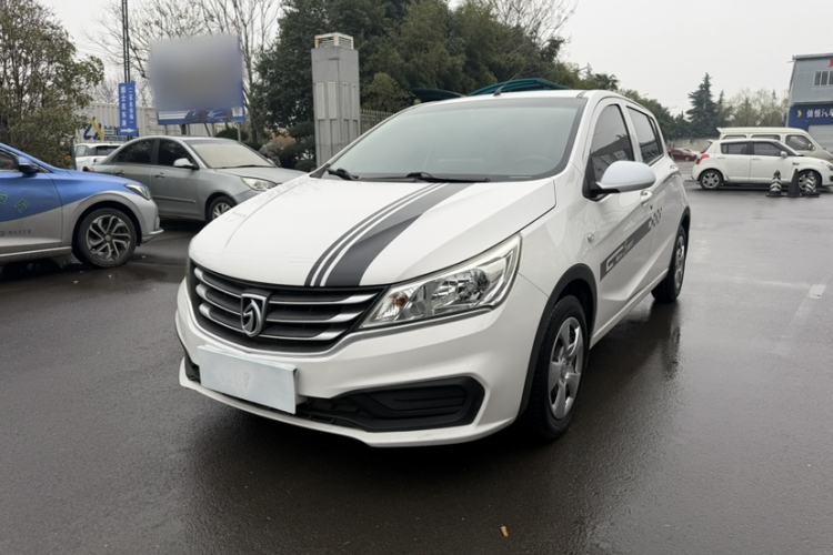 Used Baojun 310 2016 1.2L manual Comfort trim level