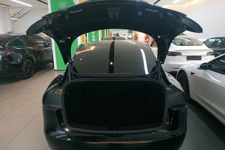 Used Tesla Model 3 2023 Rear-Wheel-Drive Version
