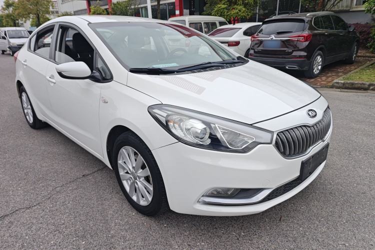 Used Kia K3 2015 1.6L Automatic GL Front Right 45 Deg