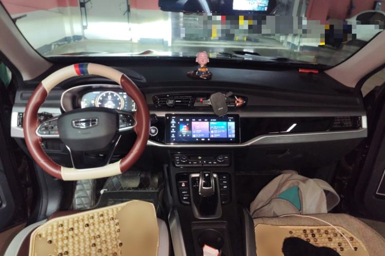 Used Geely Auto Emgrand X7 Sport 2022 1.8TD DCT Zhiya Trim
