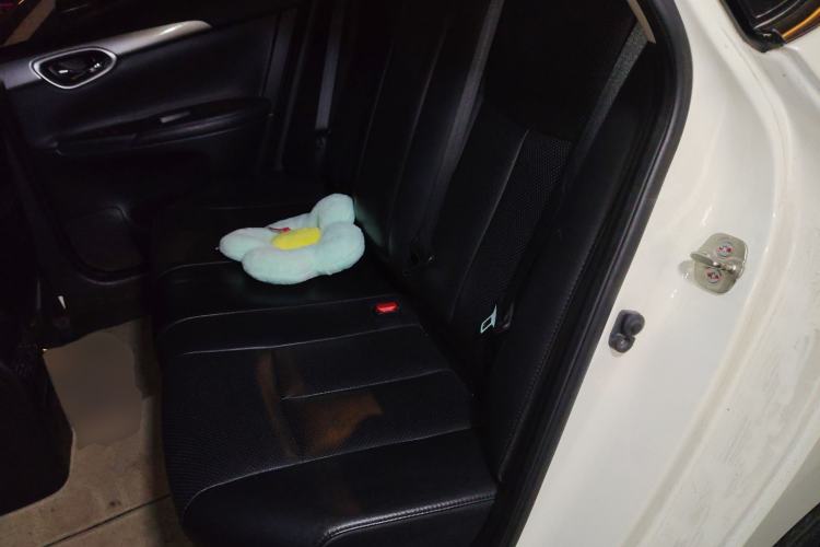 Used Nissan Sylphy 2014 1.6XV CVT Deluxe Edition
