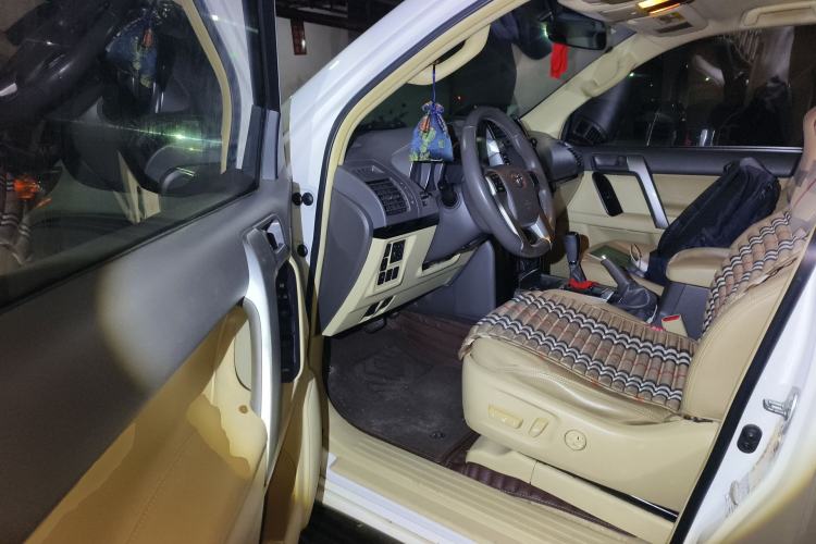 Used Toyota Prado  Driver Seat