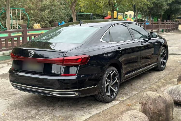 Used Volkswagen Passat 2023 Restyled 330TSI Starry Luxury Edition