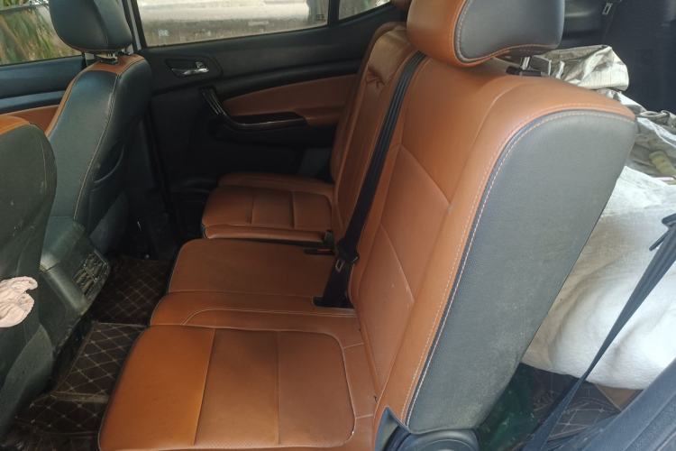 Used CHANGAN OSHAN CX70 2016 1.6L Manual Luxury Model
