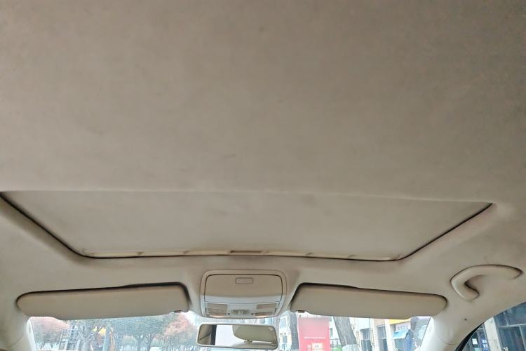 Used Volkswagen Golf 2010 1.6 Automatic Comfort Edition Headliner