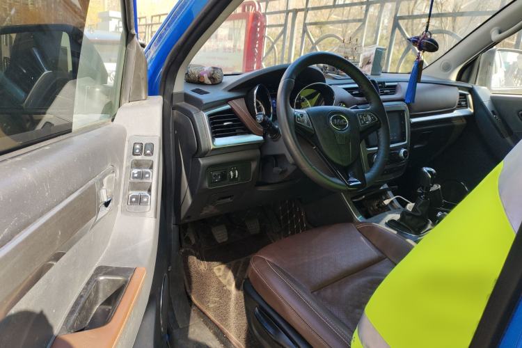 Used JAC T8 2019 2.0T Gasoline 4x4 Prestige Version Standard Double Cabin HFC4GA3-4D
