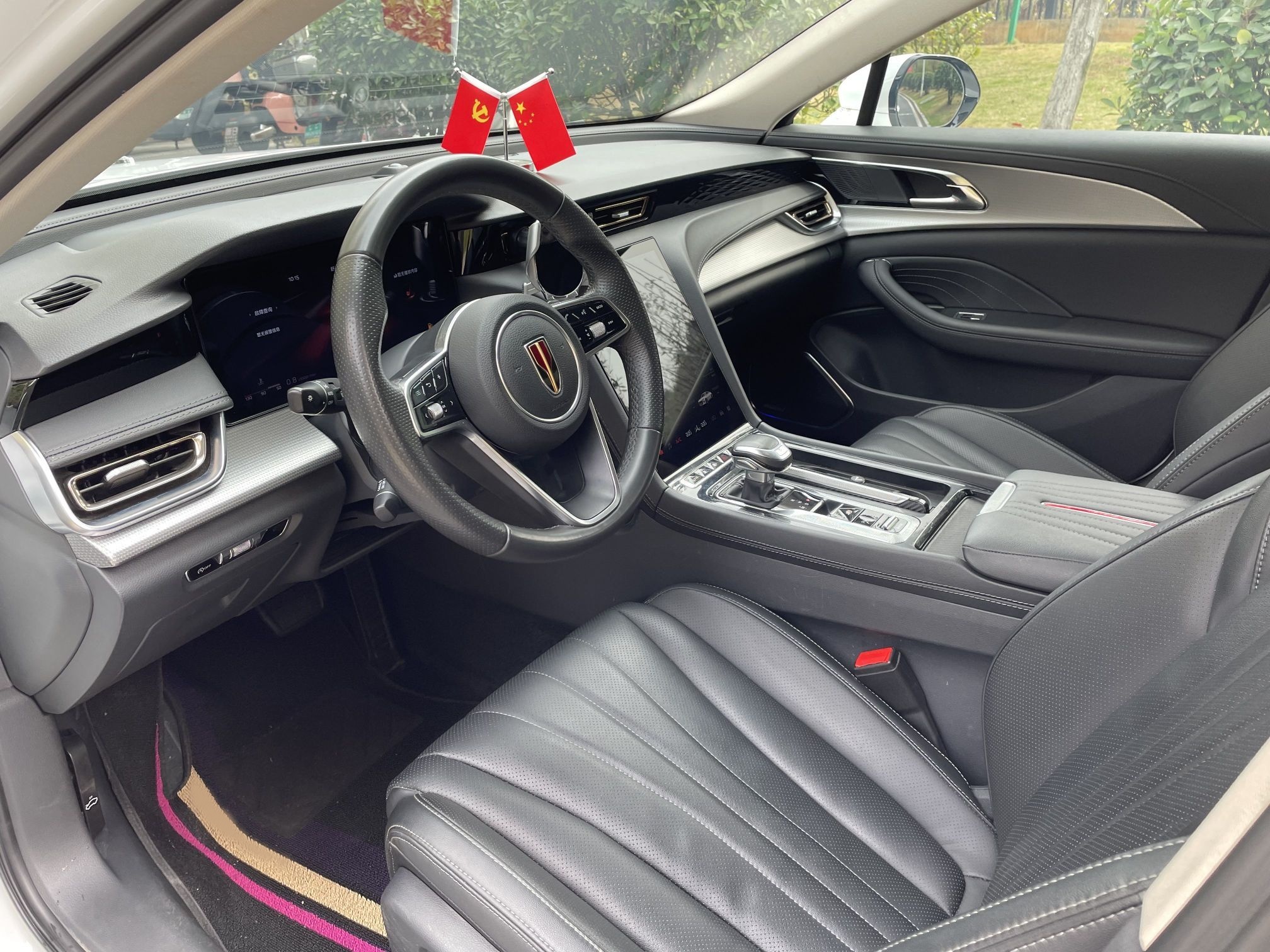 Hongqi H5 2023 2.0T Automatic Smart Connect Flagship Edition - Chinese Trim Xiang — снимка 9