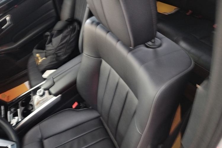 Used Mercedes-Benz E-Class 2015 Facelift E 200 L Sport Edition