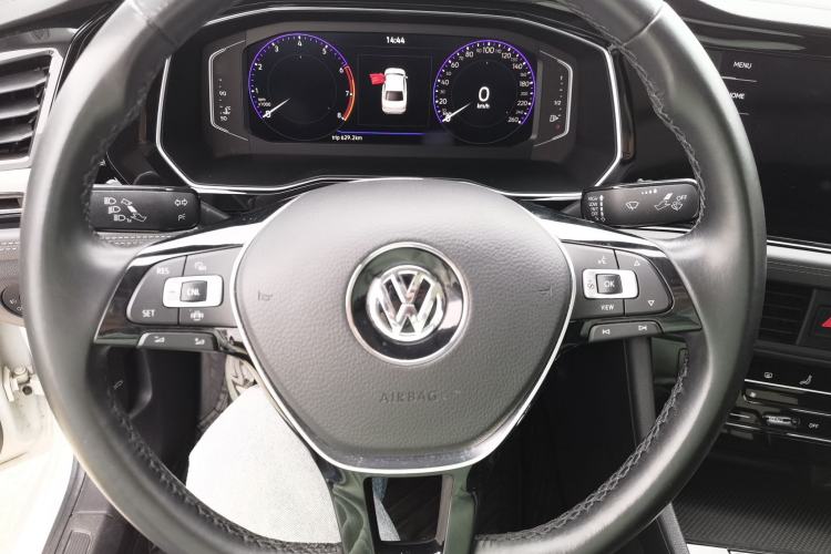 Used Volkswagen Sagitar 2022 280TSI DSG Excellence Edition Steering Wheel