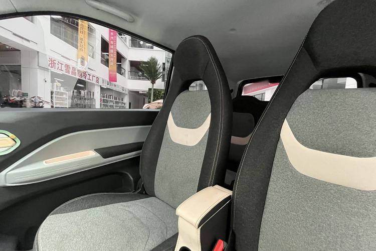 Used Chery New Energy QQ Ice Cream 2022 170km Sundae Phosphate Lithium-Ion