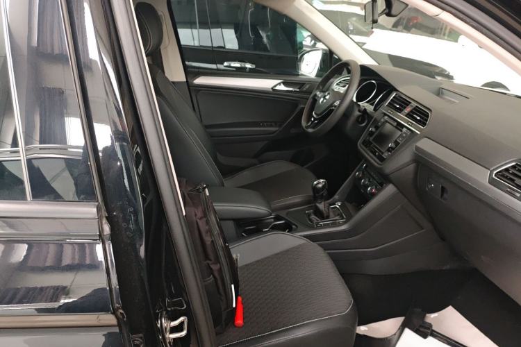 Used Volkswagen Tiguan L 2021 330TSI Automatic Two-Wheel Drive Comfort Edition
