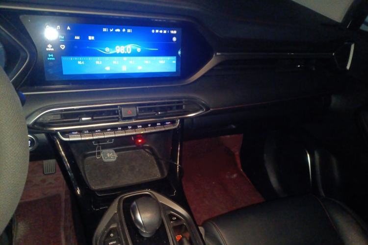 Used GAC Trumpchi GS4 New Energy 2020 1.5T PHEV Deluxe Edition Audio And AC Panel