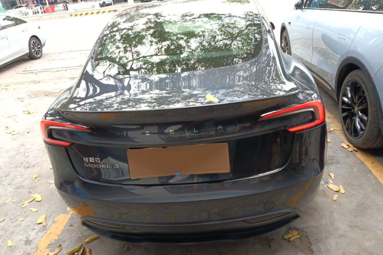 Used Tesla Model 3 2025 Rear-Wheel-Drive Version
