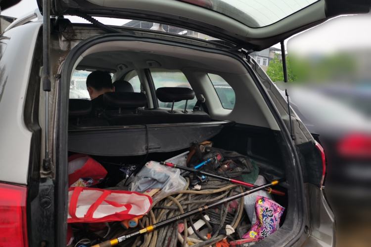 Used Haval H6 2013 Upgraded Model 1.5T Manual Two-Wheel Drive Elite Version Trunk