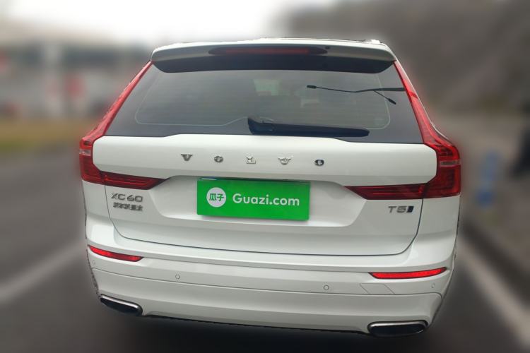 Used Volvo XC60 2019 T5 4x4 Smart Edition China V Standard