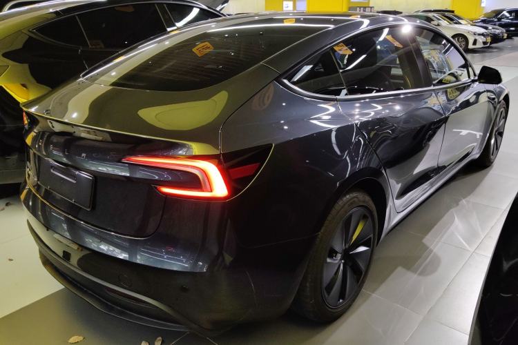 Used Tesla Model 3 2025 Rear-Wheel-Drive Version