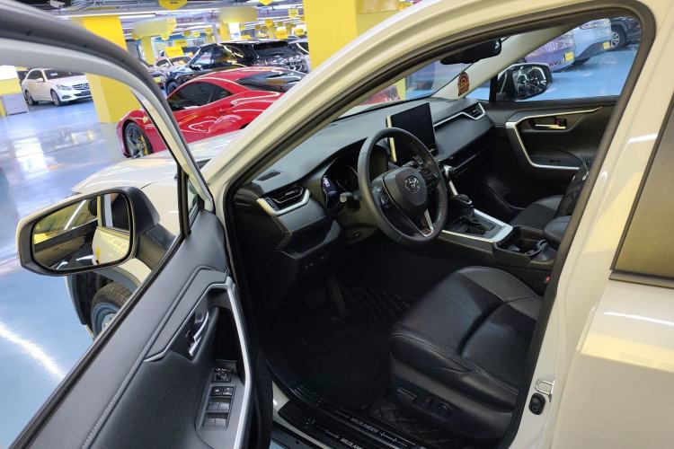 Used Toyota Wildlander 2020 2.0L CVT Two-Wheel Drive Prestige Edition
