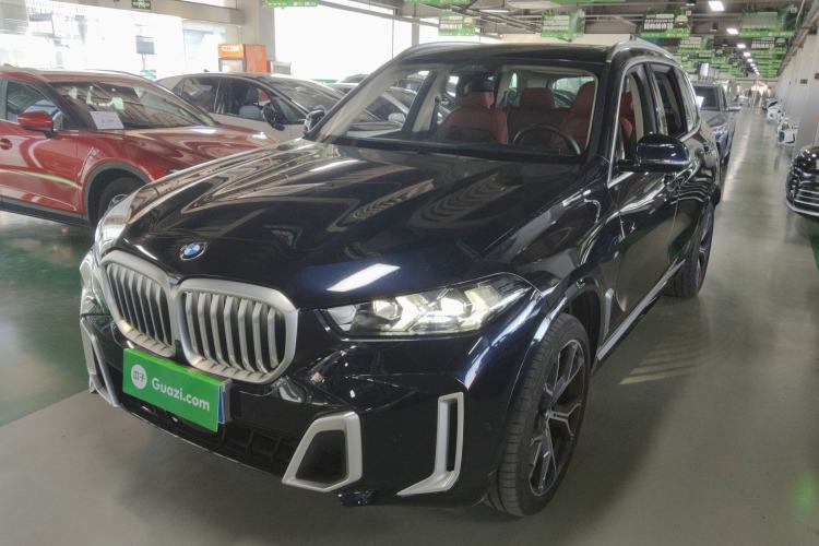 Used BMW X5 2023 xDrive 30Li Luxury M Sport Package