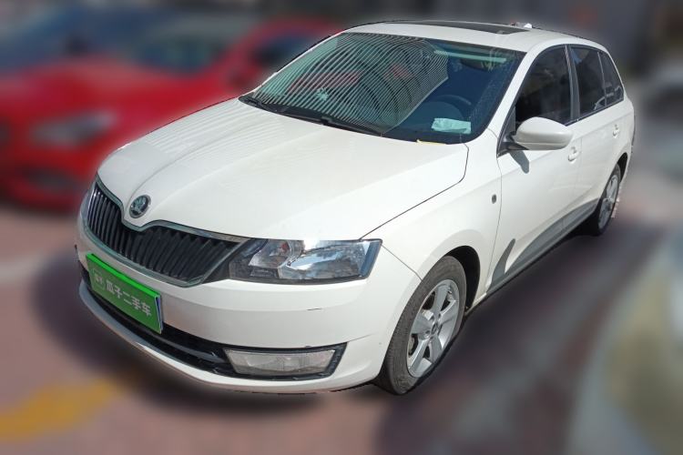 Used Skoda Rapid Spaceback 2016 Revised 1.6L Automatic Chuanxing Version