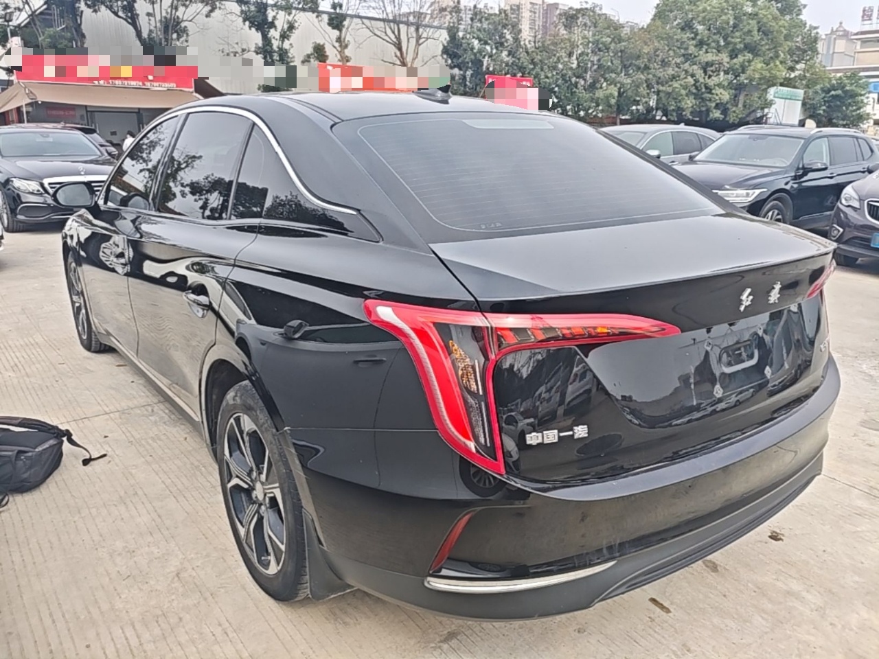 Hongqi E-QM5 2023 Revised Version Basic Travel Edition — снимка 4