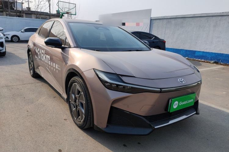 Used Toyota bZ3 2023 616 km Long-Range Premium