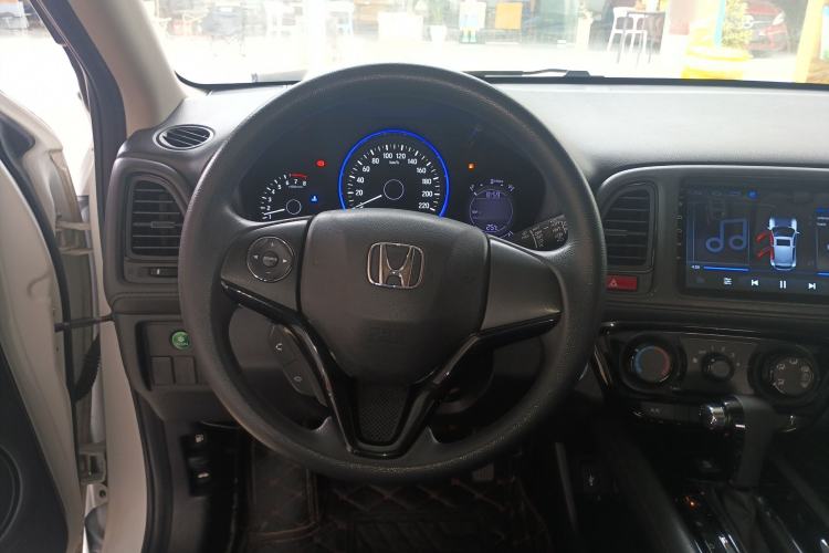 Used Honda Vezel 2017 1.8L CVT Front-Wheel Drive Pioneer Edition