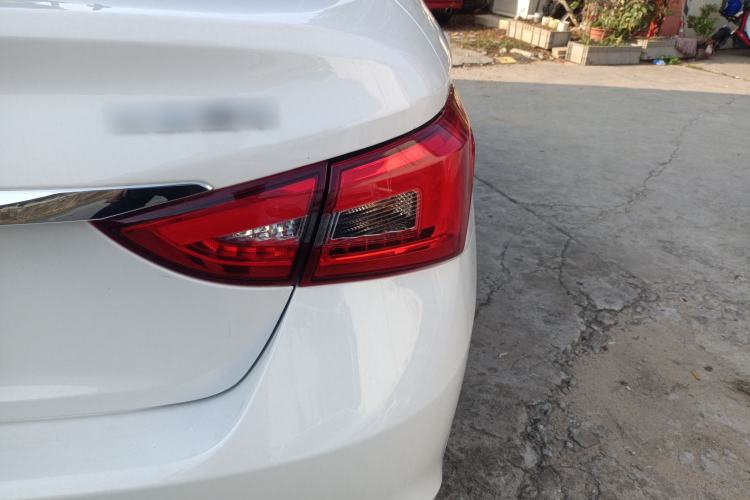 Used Chery Arrizo 5 2024 Edition People's Benefit Version 1.5L CVT Fashion Model