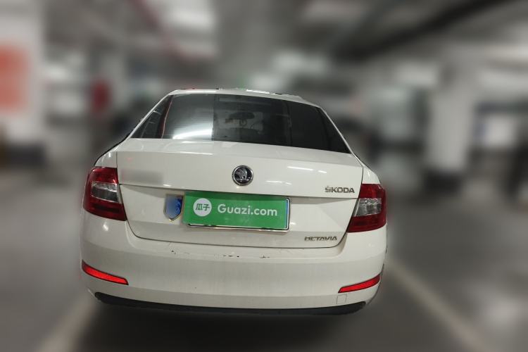 Used Skoda Octavia 2015 1.6L Automatic Yijie Edition
