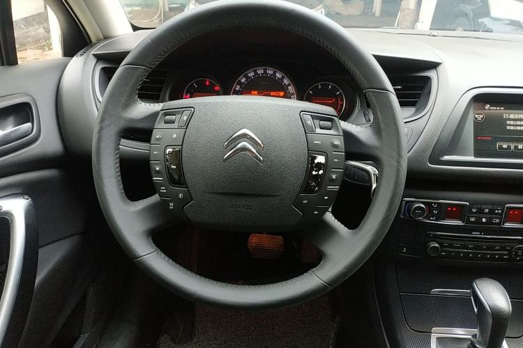 Used Citroen C5 2014 1.6T Automatic Luxury Model Steering Wheel