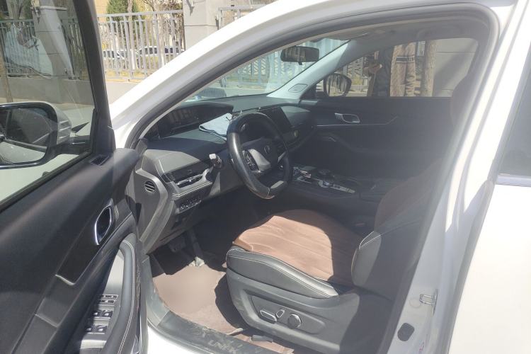 Used CHANGAN UNI-K iDD 2023 Zhidian iDD 1.5T 135km Smart & Fun Model