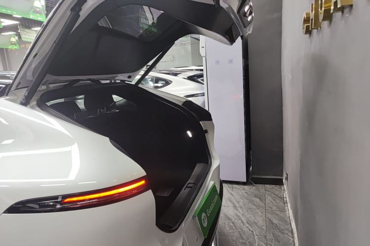 Used XPeng G6 2023 580 Long-Range Pro Trunk