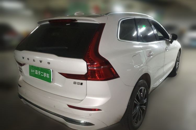 Used Volvo XC60 2022 B5 4x4 Smart Luxury Edition Rear Right 45 Deg