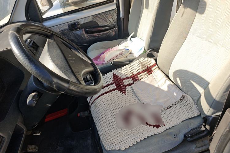 Used Wuling Rongguang 2011 1.2L Base Version
