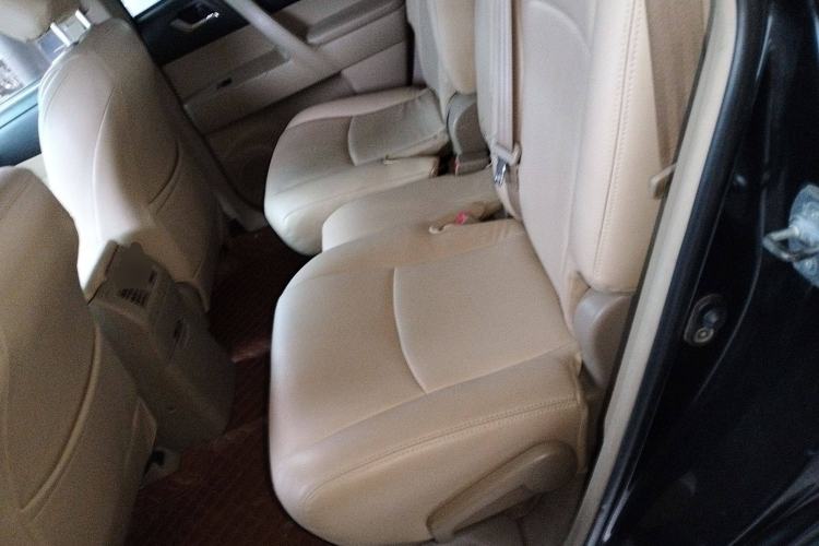 Used Toyota Highlander 2011 2.7L Two-Wheel Drive 5-Seater Elite Edition
