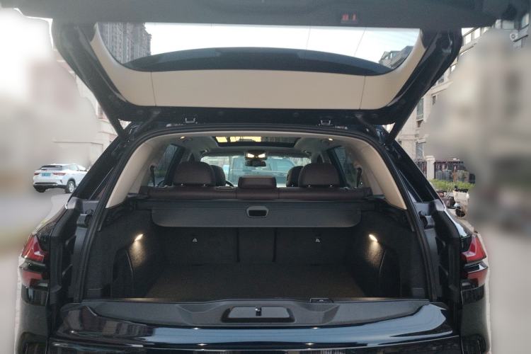 Used BMW X5 2023 xDrive 30Li Luxury M Sport Night Edition Package