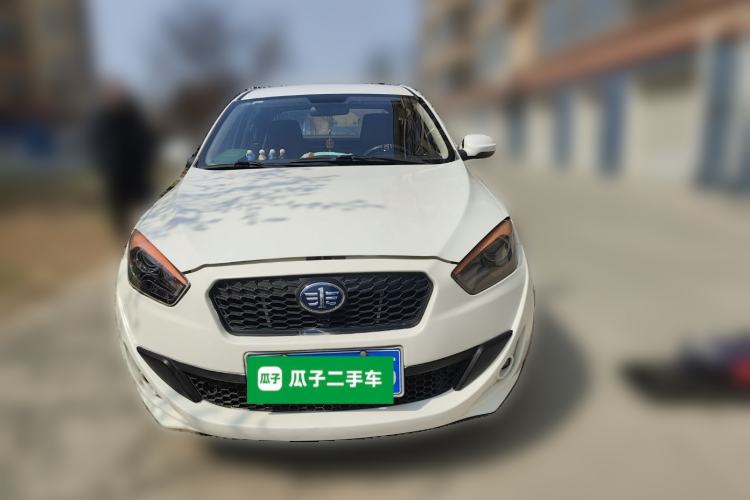 Used Oley 2012 Sedan 1.5L Manual Comfort Model Front