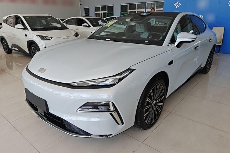 Used Geely Galaxy 8 2025 130km EM-P Starship Edition