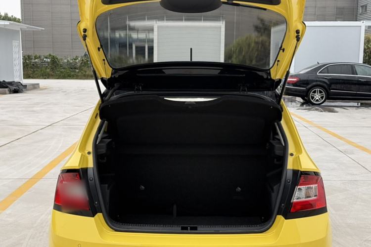 Used Skoda Fabia 2015 1.6L Automatic Sport Edition