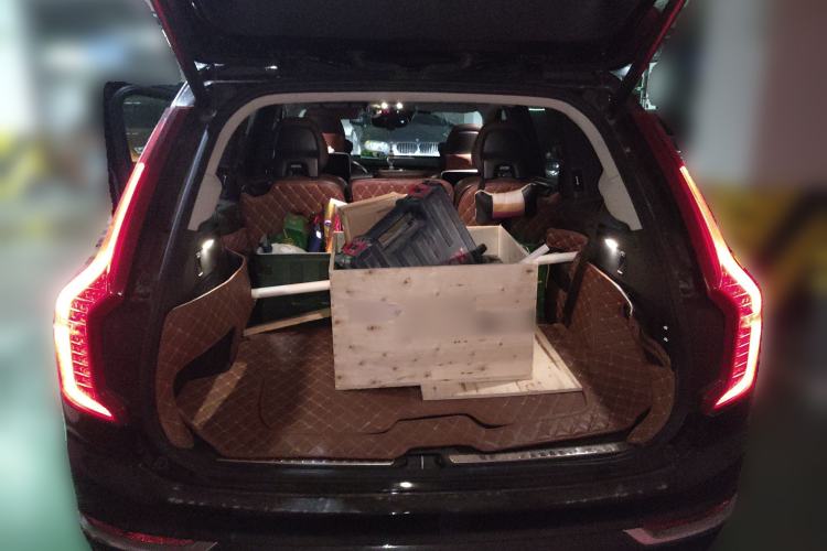 Used Volvo XC90 New Energy 2018 E-Drive Hybrid T8 Prestige 7-Seater Trunk