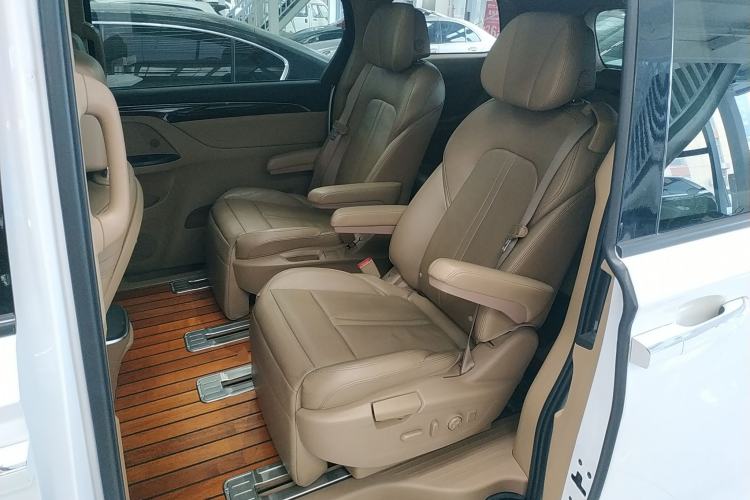 Used Buick GL8 2017 ES 28T Flagship Model China V Standard
