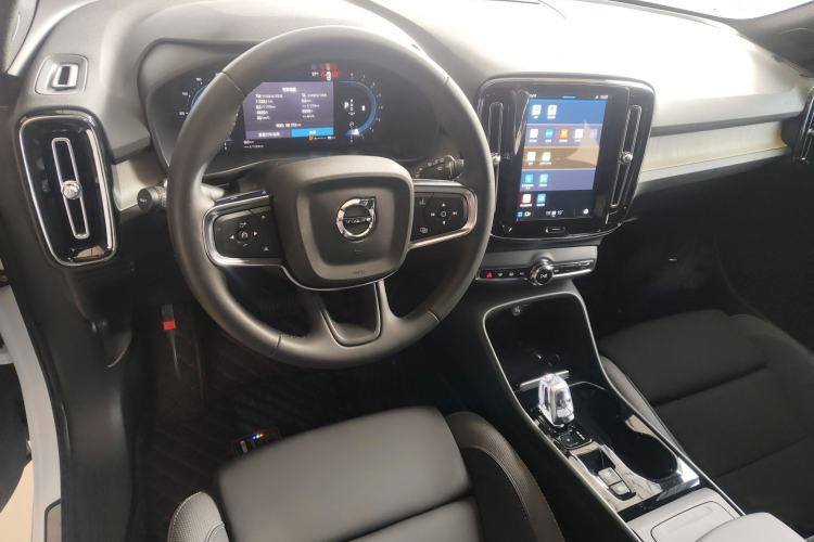 Used Volvo XC40 2023 B3 Zhiyuan Luxury Edition
