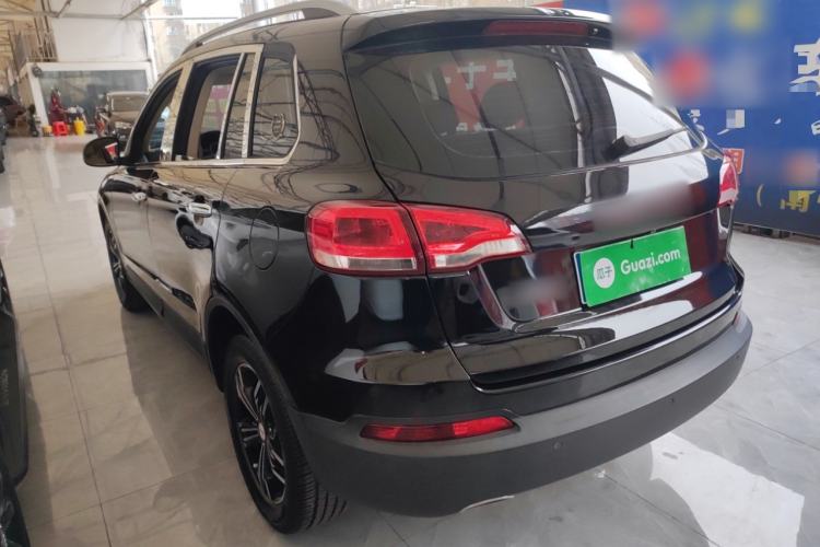 Used Zotye Domy X5 2017 Upgraded Model 1.5T Manual Luxury Version
