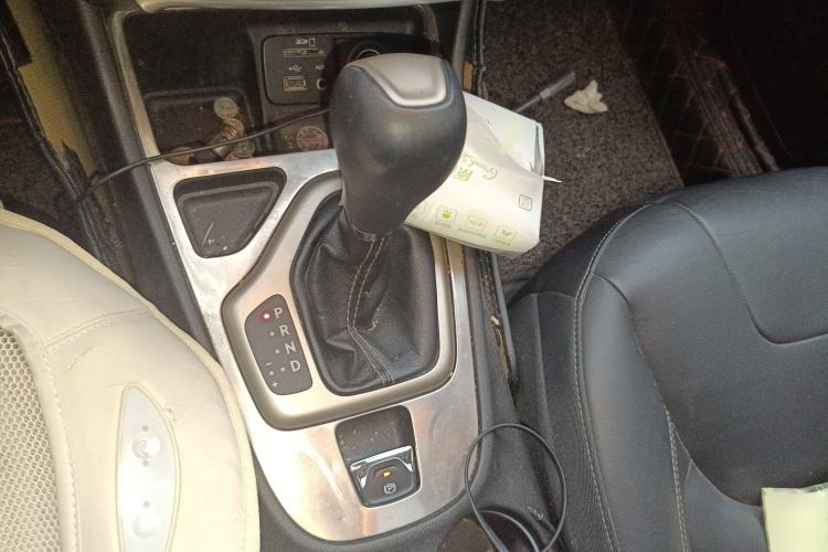 Used Jeep Cherokee 2016 2.4L Leading Edition
