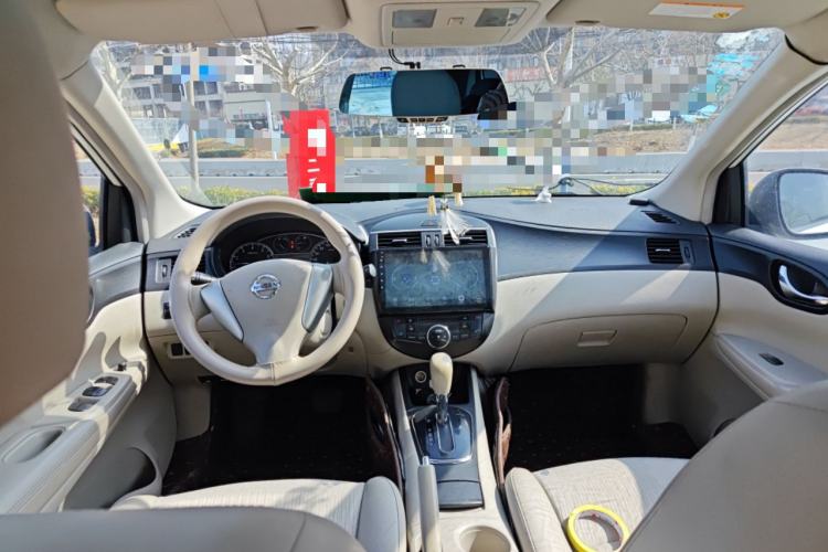 Used Nissan Tiida 2011 1.6L CVT Smart Version
