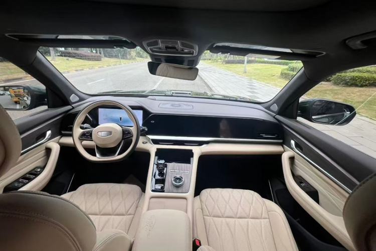 Used Geely Auto Monjaro L 2025 Dongfang Yao 2.0TD Automatic All-Wheel-Drive Wangyue Edition
